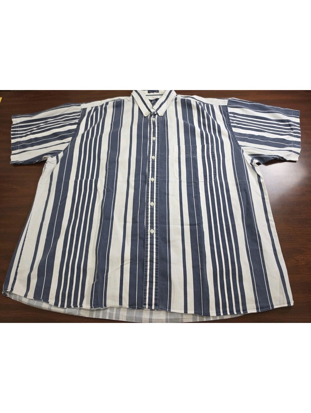 Vintage417 Van Heusen Striped Short Sleeve 100% Cotton Button Down 90s Grunge XL